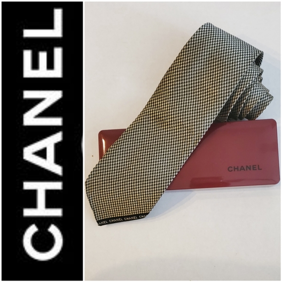 CHANEL Other - NWOT Chanel Gold and Black Herringbone Authentic